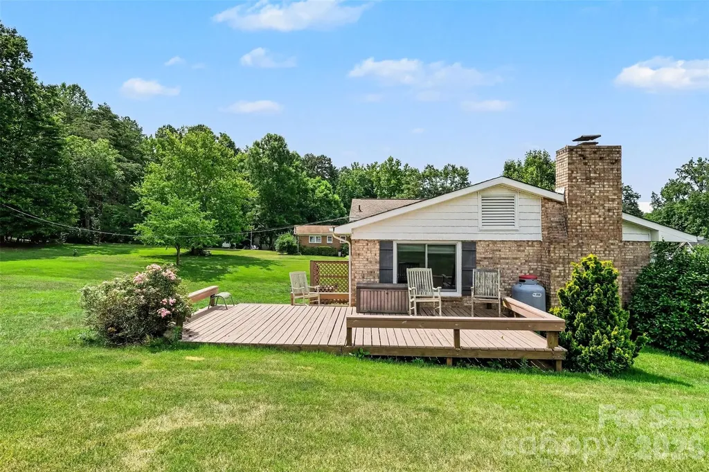 7107 Rolling Hills Drive Sherrills Ford NC 28673