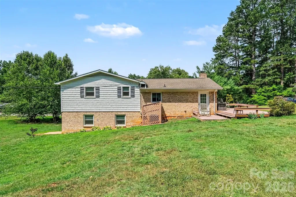 7107 Rolling Hills Drive Sherrills Ford NC 28673