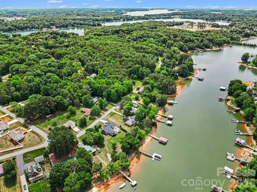 7107 Rolling Hills Drive Sherrills Ford NC 28673