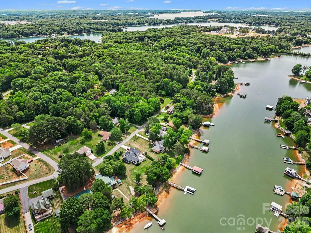 7107 Rolling Hills Drive Sherrills Ford NC 28673