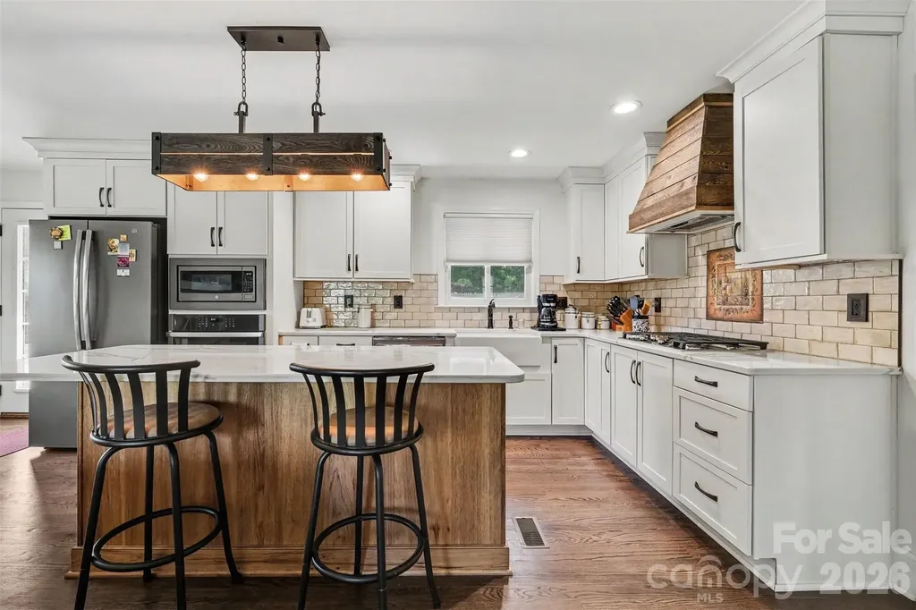 7107 Rolling Hills Drive Sherrills Ford NC 28673