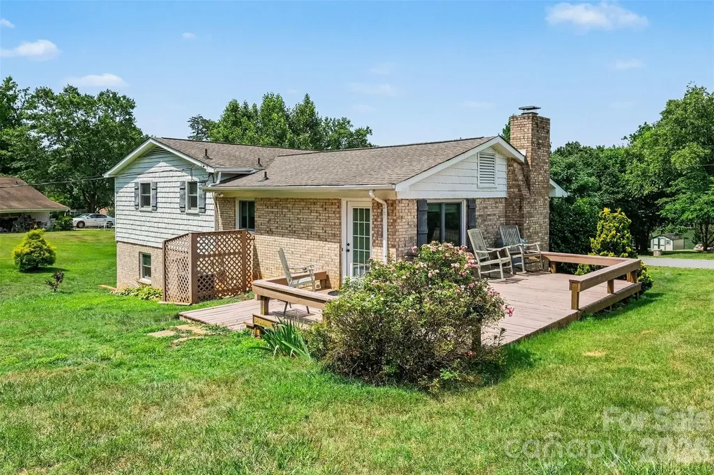 7107 Rolling Hills Drive Sherrills Ford NC 28673