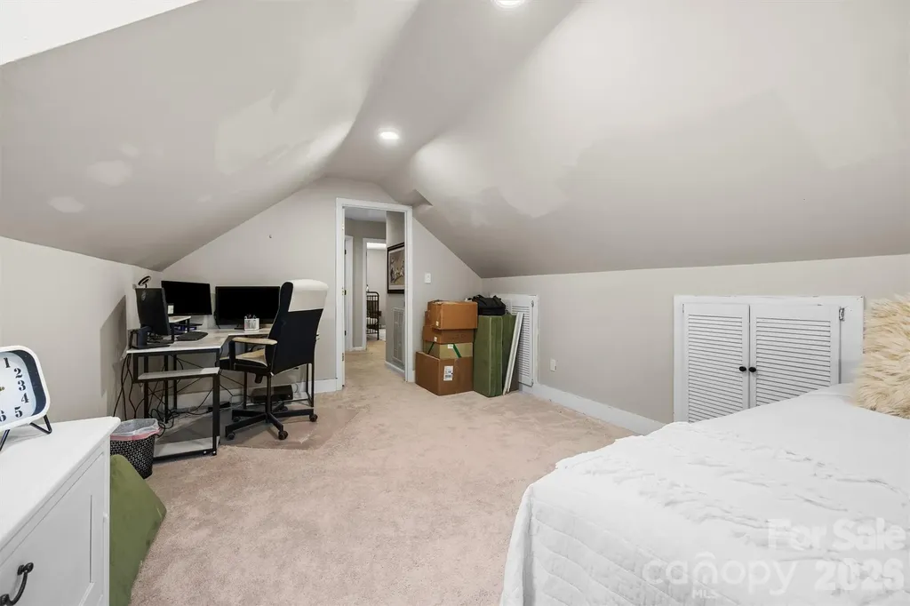 12210 Landing Green Drive Charlotte NC 28277