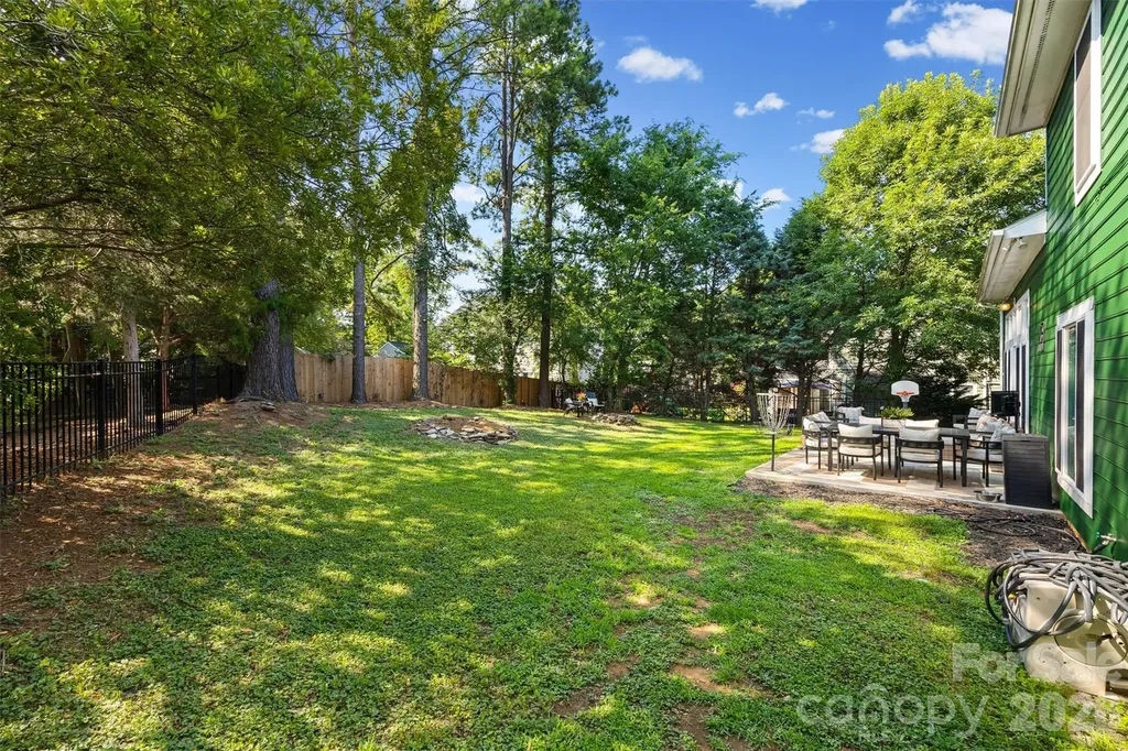 12210 Landing Green Drive Charlotte NC 28277