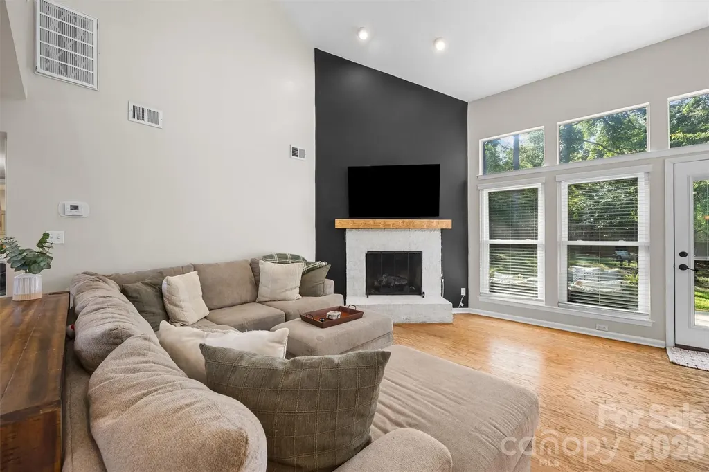 12210 Landing Green Drive Charlotte NC 28277