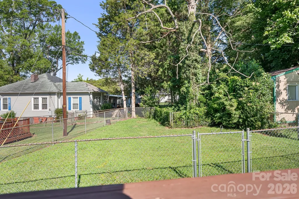102 Madora Street Mount Holly NC 28120