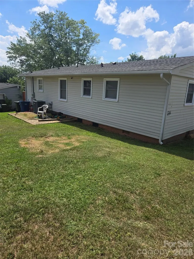 630 9th Avenue Drive SE Hickory NC 28602