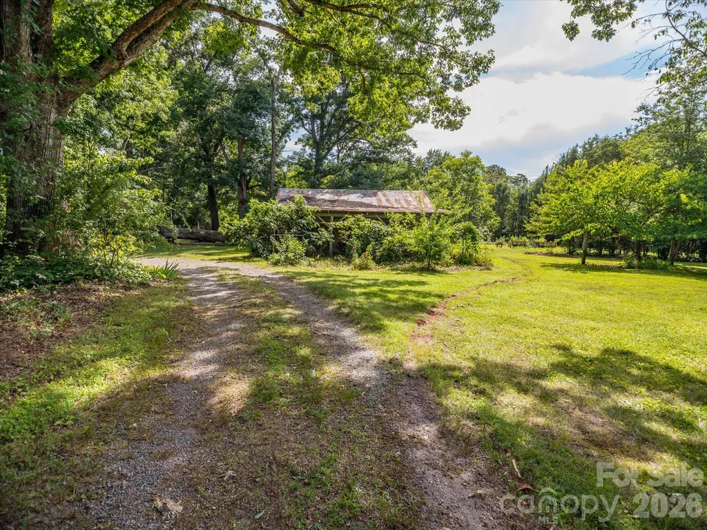 2111 Emmanuel Church Road Conover NC 28613