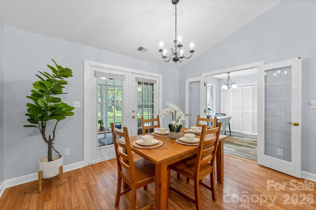 11232 Coachman Circle Charlotte NC 28277