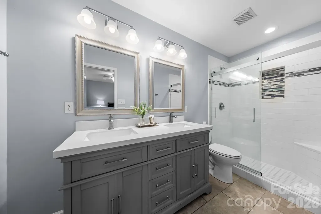 11232 Coachman Circle Charlotte NC 28277