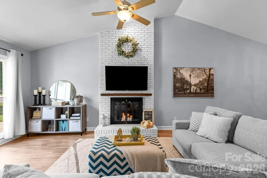 11232 Coachman Circle Charlotte NC 28277