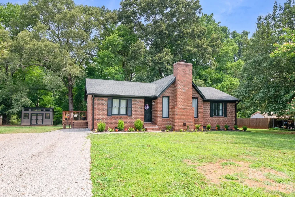 2406 Bearskin Lane Monroe NC 28110
