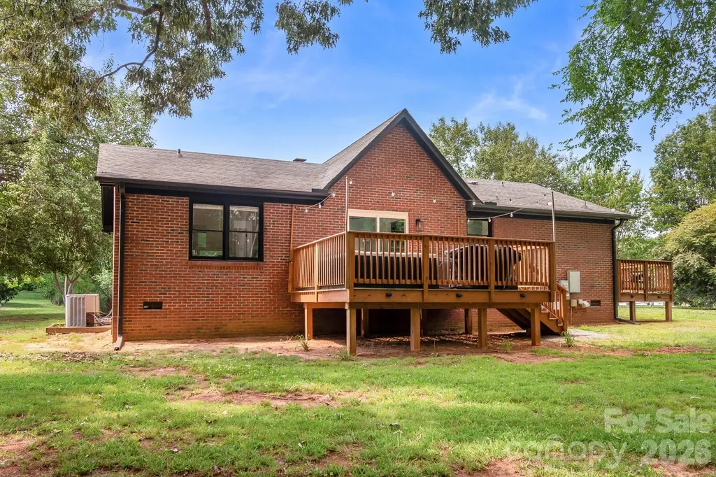 2406 Bearskin Lane Monroe NC 28110