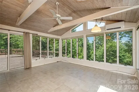 615 Goldview Drive Hendersonville NC 28791