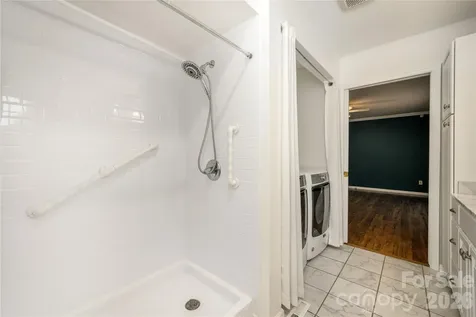 615 Goldview Drive Hendersonville NC 28791