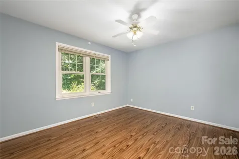 615 Goldview Drive Hendersonville NC 28791