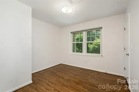 615 Goldview Drive Hendersonville NC 28791