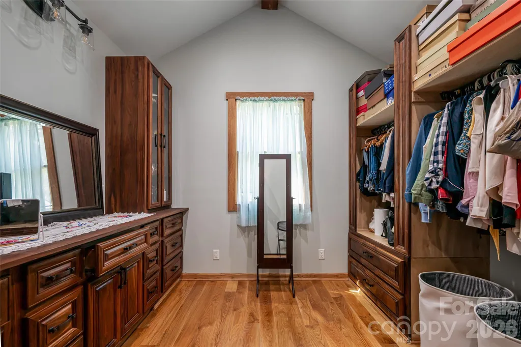 86 Holiday Drive Hendersonville NC 28739