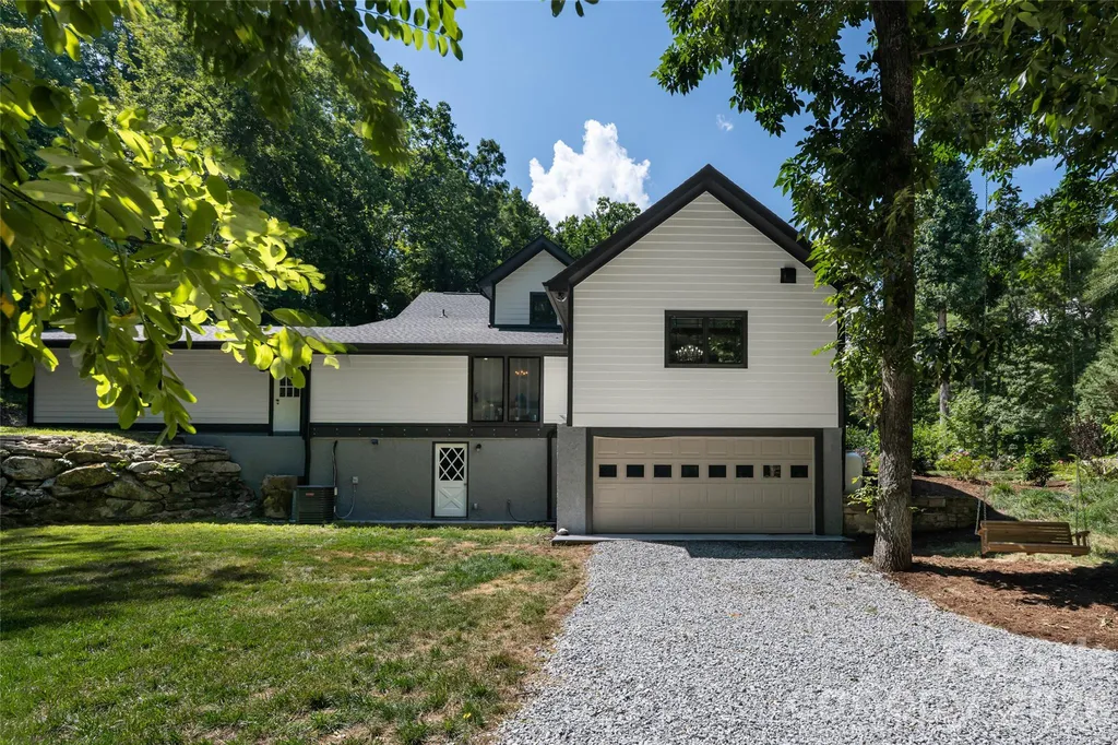 86 Holiday Drive Hendersonville NC 28739