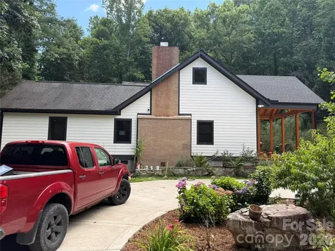 86 Holiday Drive Hendersonville NC 28739