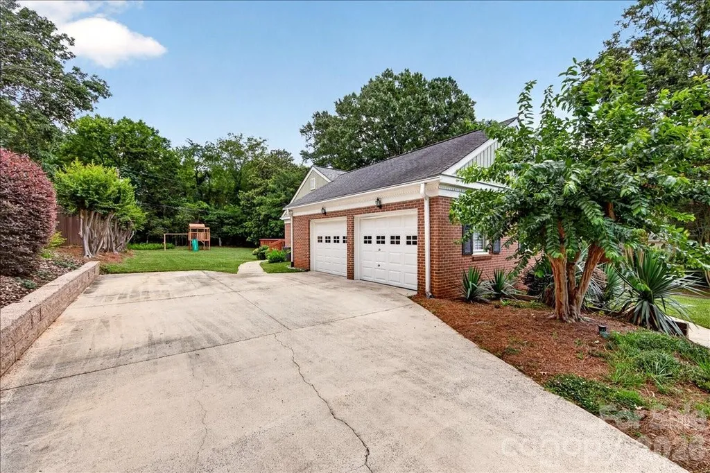 3519 Mill Pond Road Charlotte NC 28226