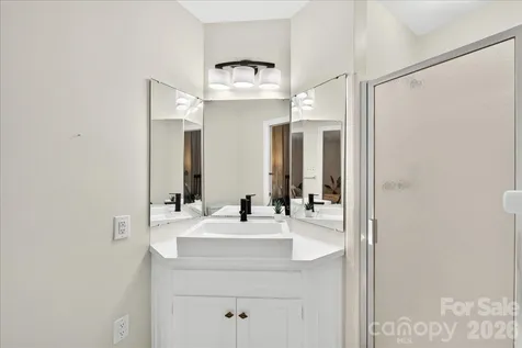 3519 Mill Pond Road Charlotte NC 28226