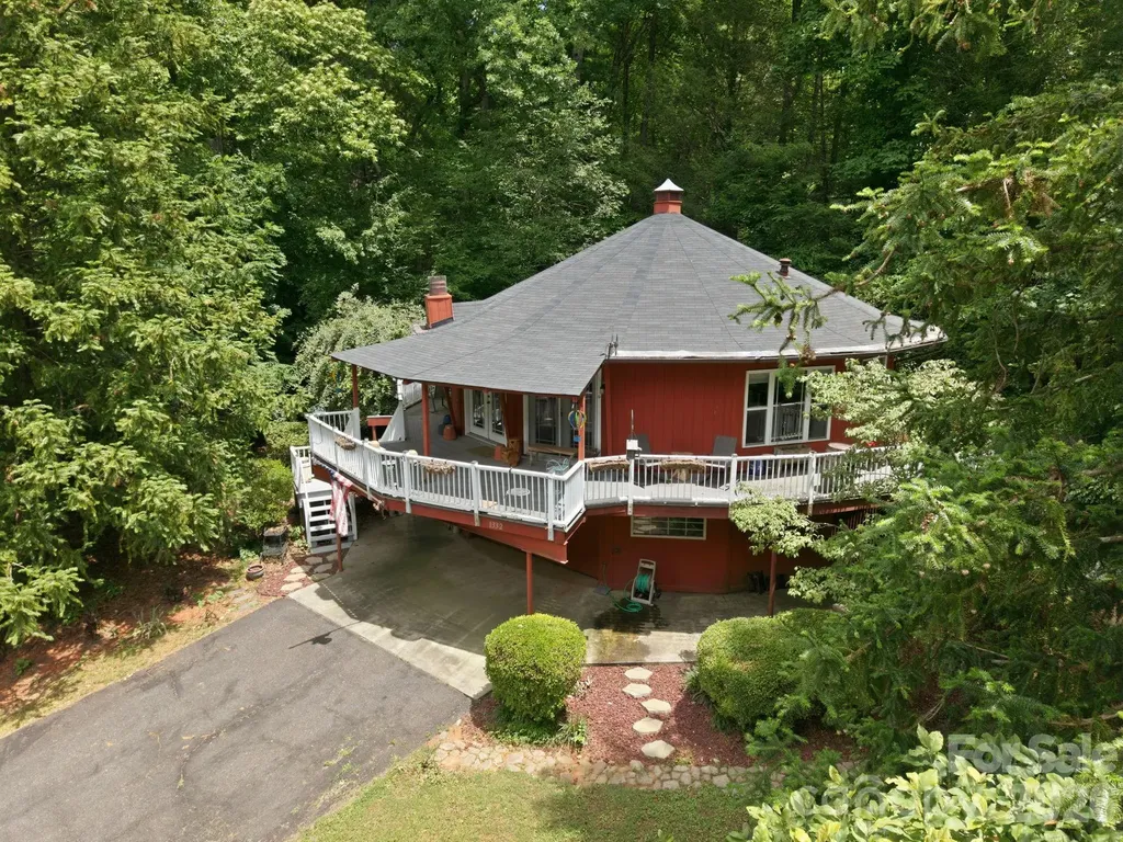 1332 Fairway Drive Newton NC 28658