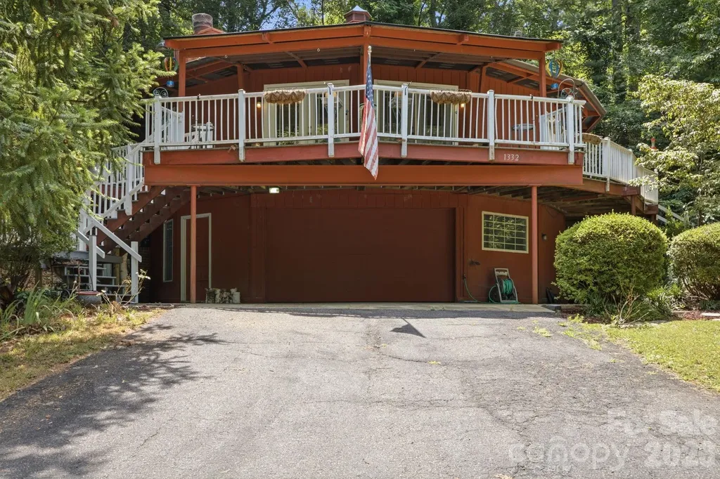 1332 Fairway Drive Newton NC 28658