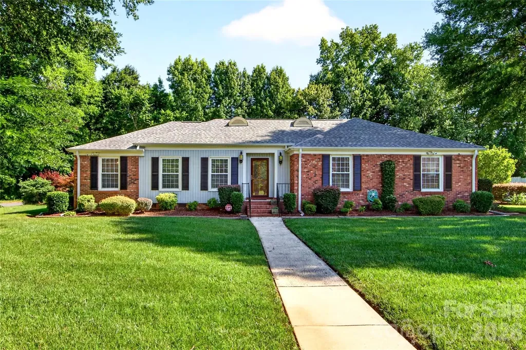 6801 Rambling Rose Drive Charlotte NC 28212