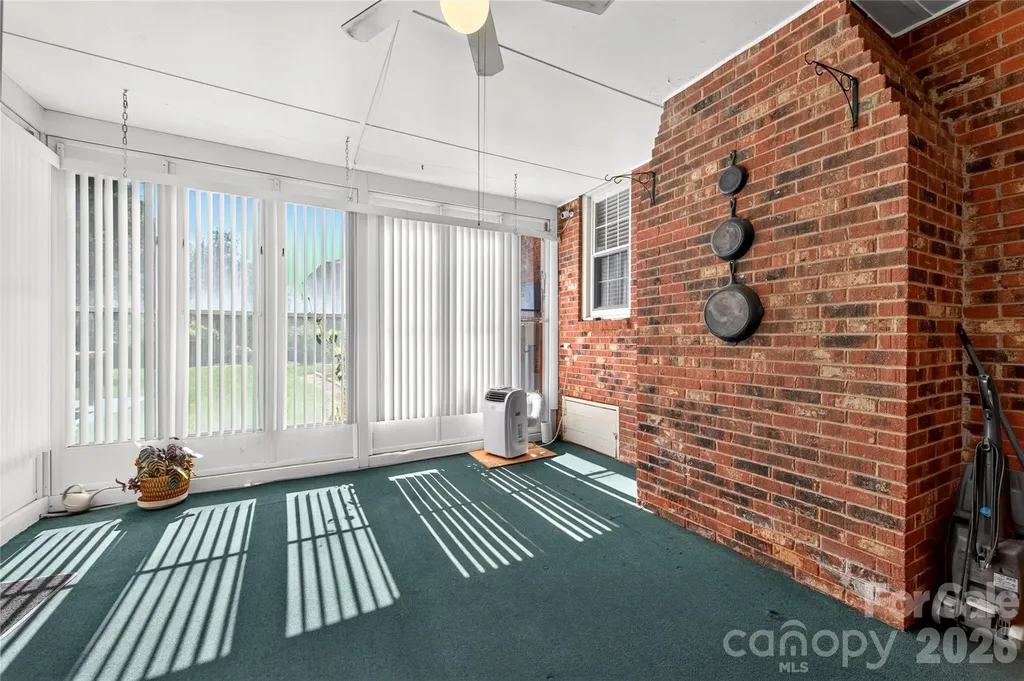 6801 Rambling Rose Drive Charlotte NC 28212