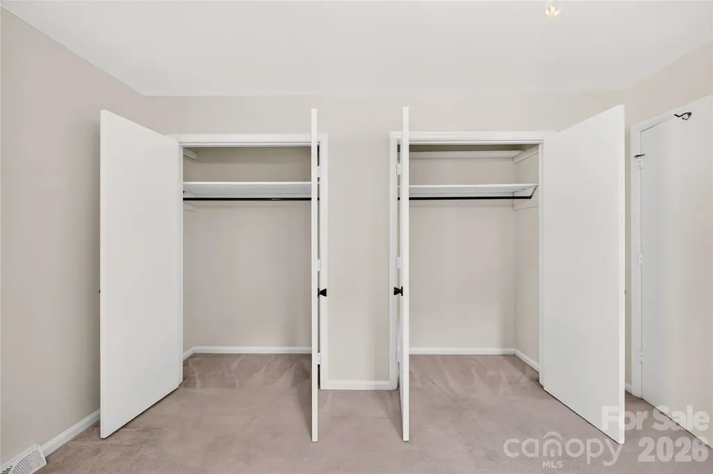6801 Rambling Rose Drive Charlotte NC 28212