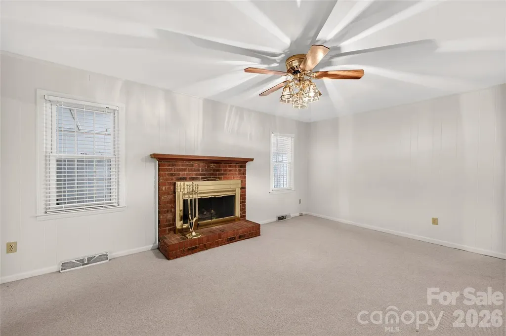 6801 Rambling Rose Drive Charlotte NC 28212