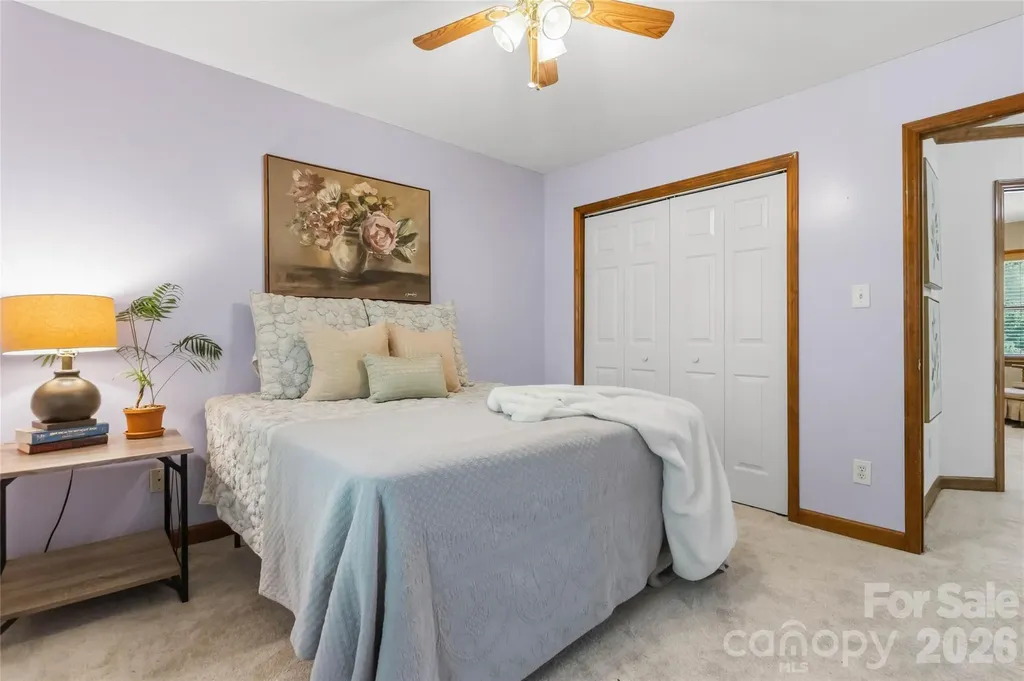 6933 Albaneen Court Charlotte NC 28215