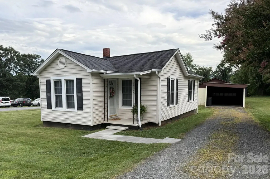 108 Fletcher Street Morganton NC 28655