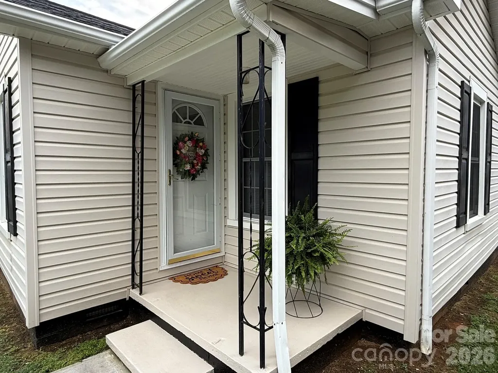 108 Fletcher Street Morganton NC 28655