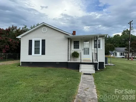 108 Fletcher Street Morganton NC 28655