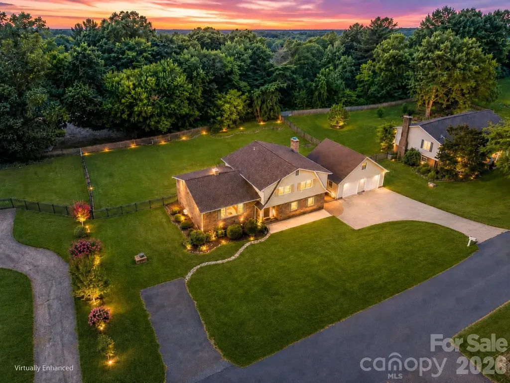 3252 Hollyhill Circle Valdese NC 28690