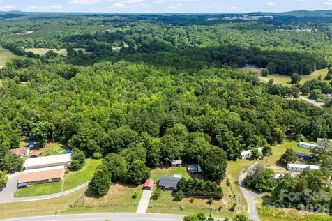 1122 Lavender Road Grover NC 28073