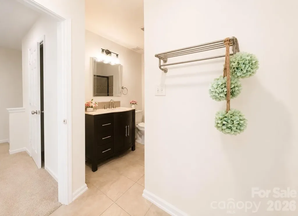 2049 Flushing Court Charlotte NC 28215