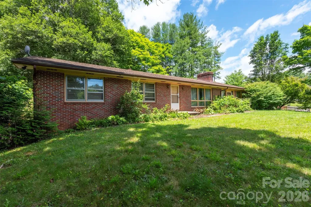 Marshall NC, 637 Fisher Lane