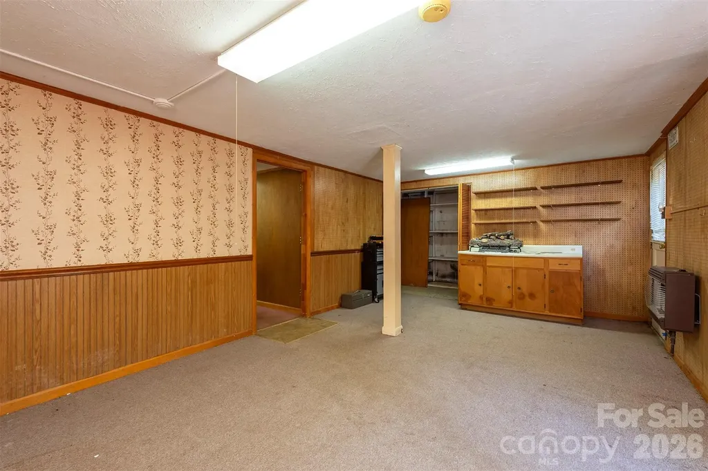 637 Fisher Lane Marshall NC 28753
