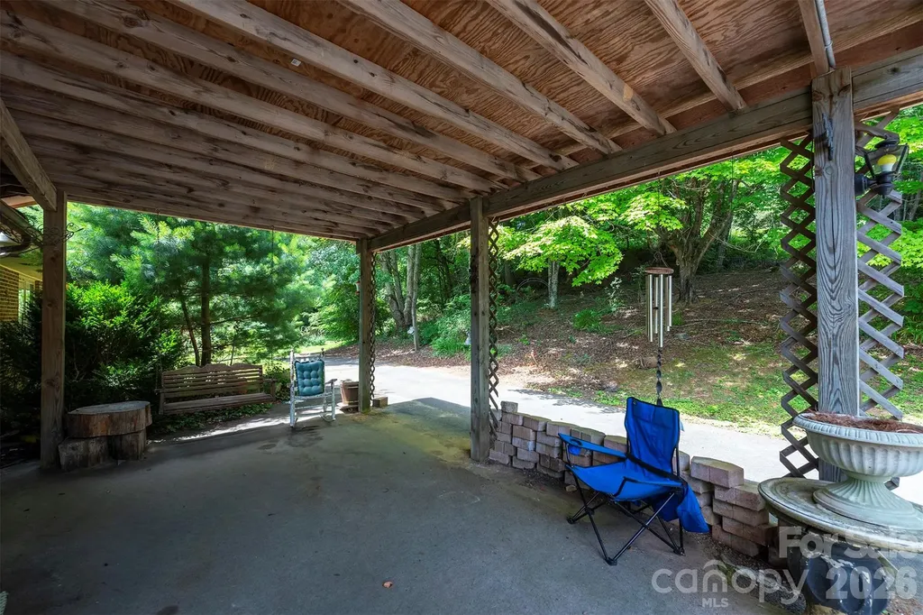 637 Fisher Lane Marshall NC 28753