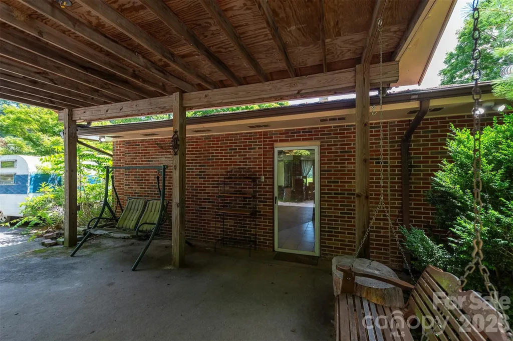 637 Fisher Lane Marshall NC 28753