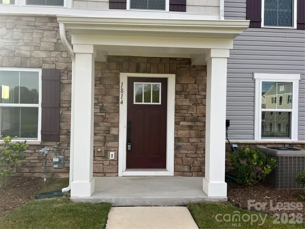 1814 Aspire Street Charlotte NC 28262
