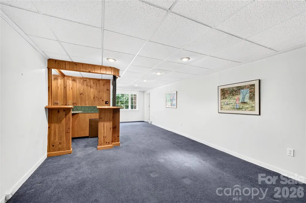 25 Inglewood Road Asheville NC 28804