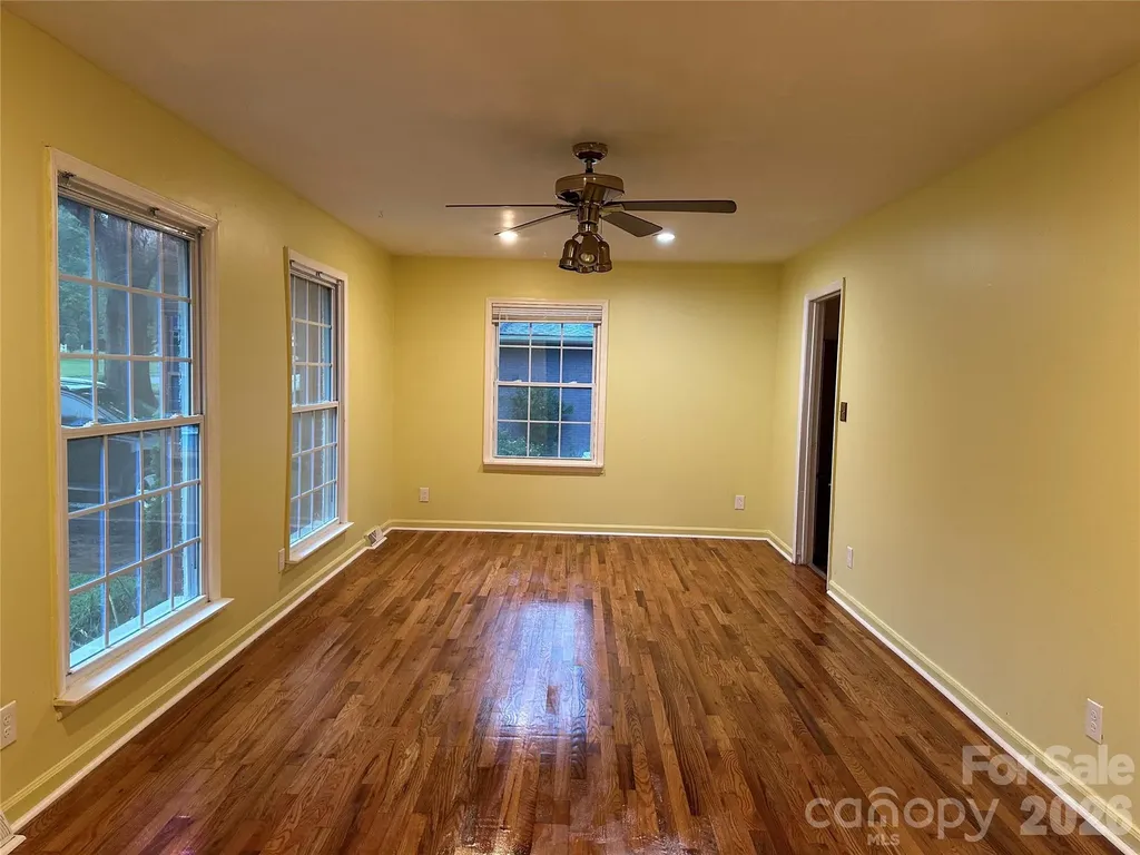3220 Wiseman Drive Charlotte NC 28227