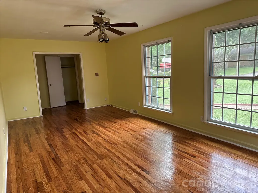 3220 Wiseman Drive Charlotte NC 28227