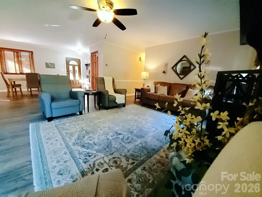 318 Rutledge Road Mount Holly NC 28120