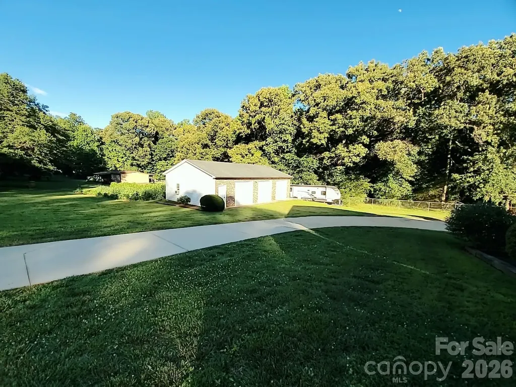 318 Rutledge Road Mount Holly NC 28120