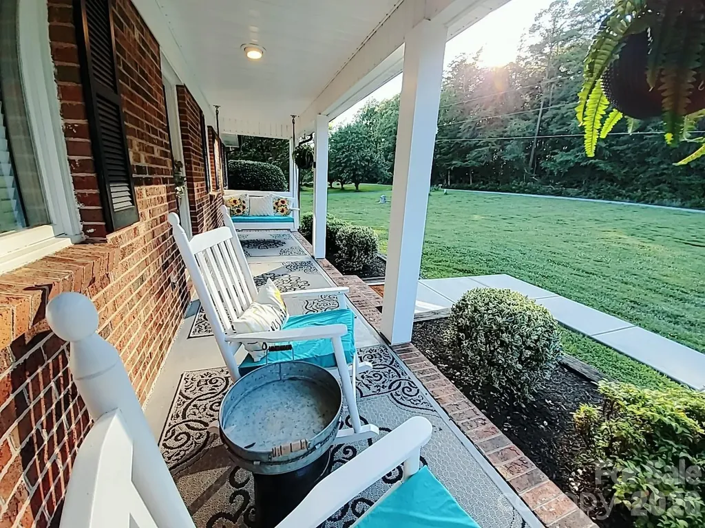 318 Rutledge Road Mount Holly NC 28120